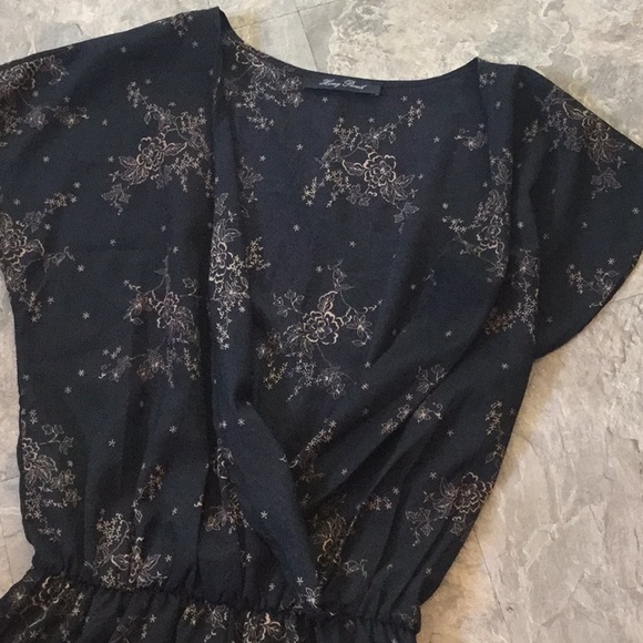 SOLD - Picture 3 of 5